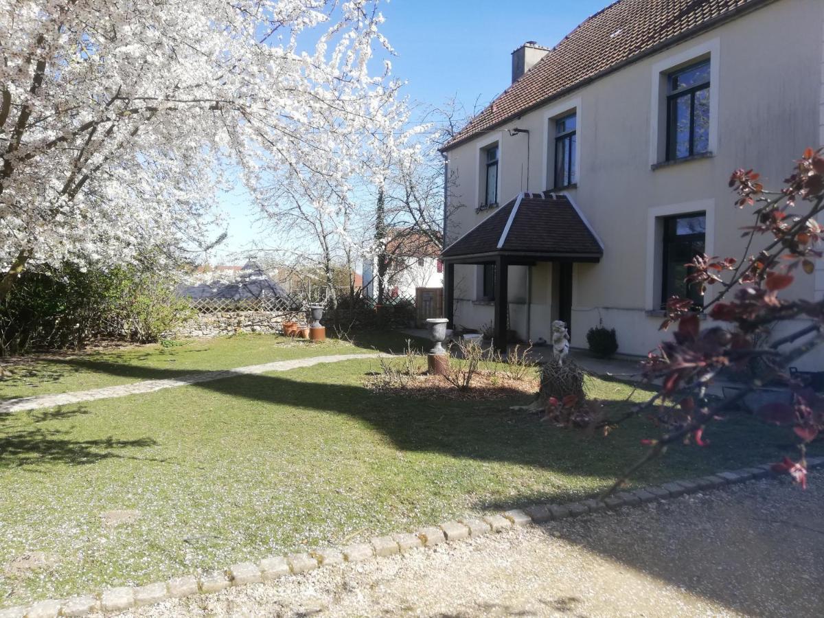 Hotellerie Jardiniers Gourmands Morsains Luaran gambar
